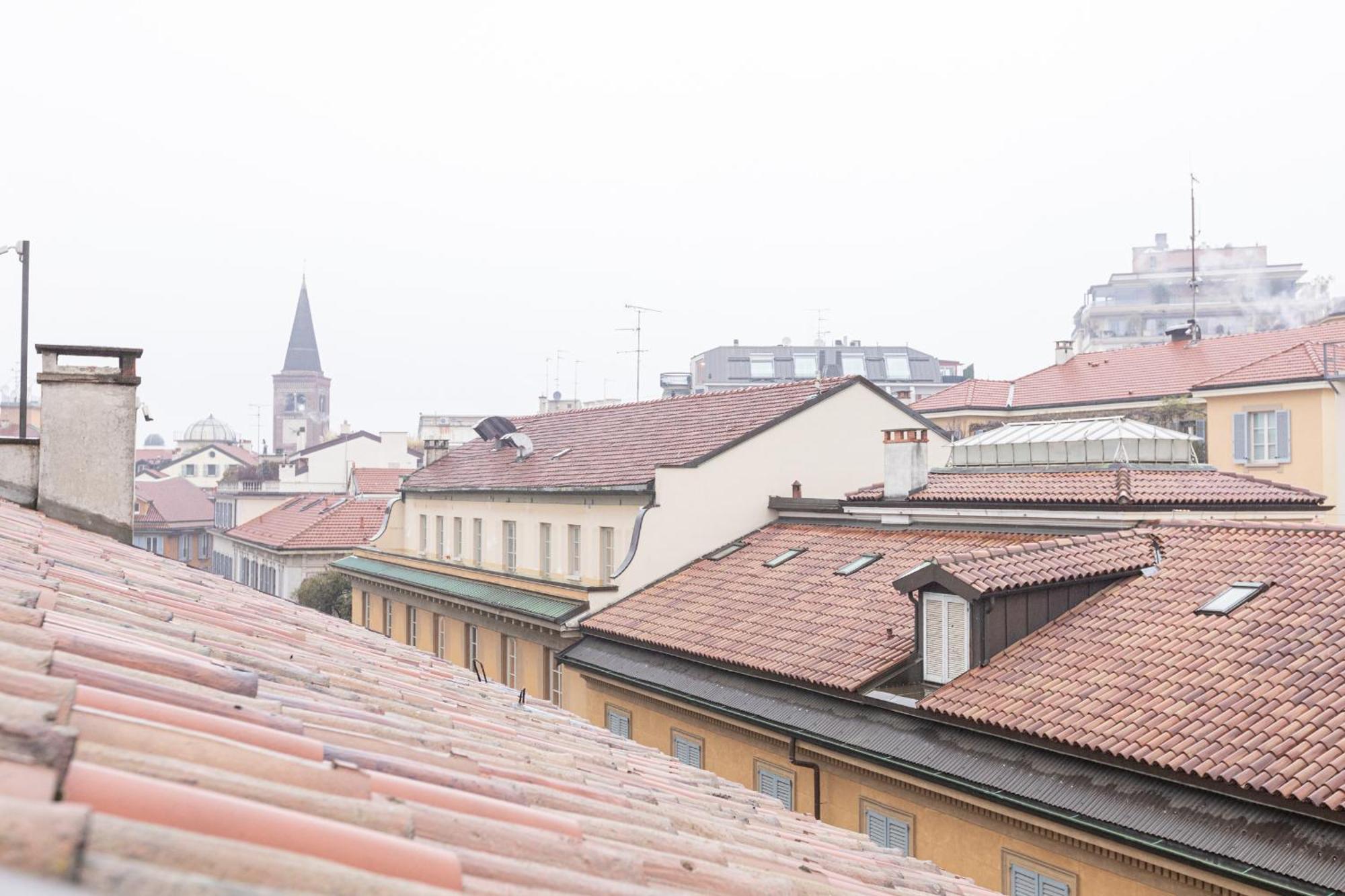 Monte Napoleone Split-Level Terrace Apartment - Top Collection Milan Exterior photo